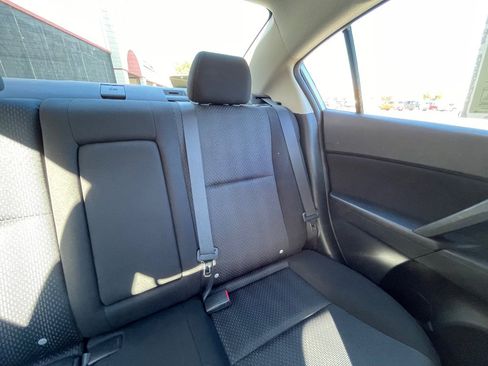 Used 2010 MAZDA MAZDA3 i Touring image 38
