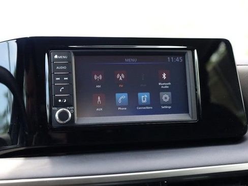 Certified 2025 Nissan Kicks S AWD/4WD image 11