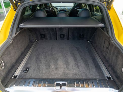 Used 2023 Aston Martin DBX 707 image 38