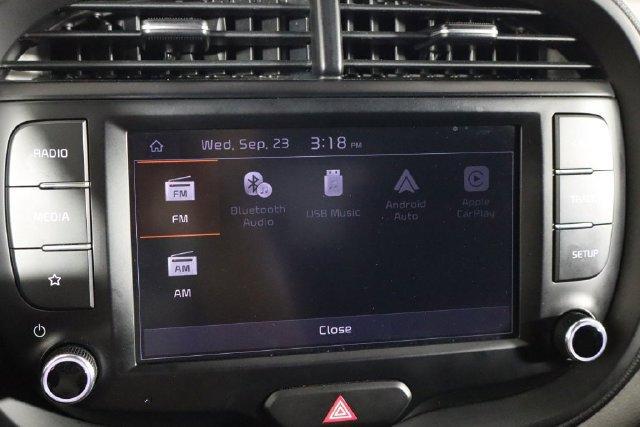 Used 2024 Kia Soul LX w/ LX Technology Package FWD image 36