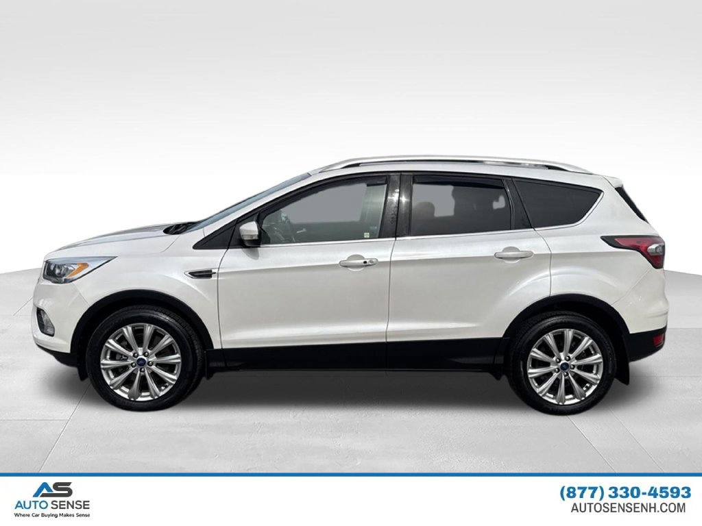 Used 2017 Ford Escape Titanium AWD/4WD image 2