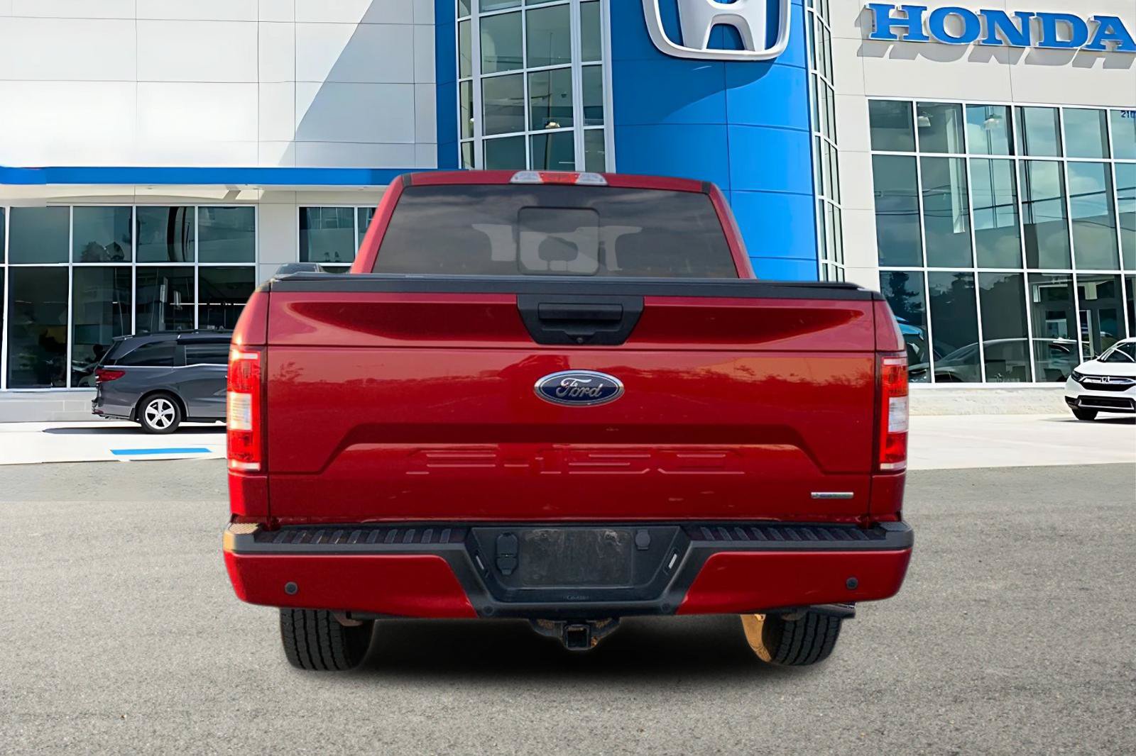 Used 2020 Ford F150 XLT w/ Equipment Group 302A Luxury AWD/4WD image 4
