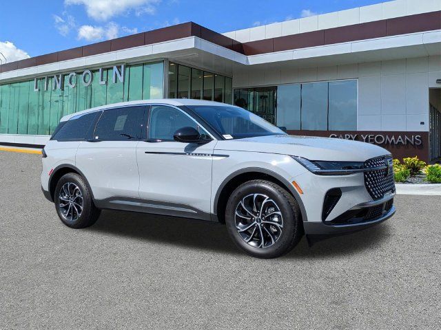 New 2026 Lincoln Nautilus Premier AWD/4WD image 2
