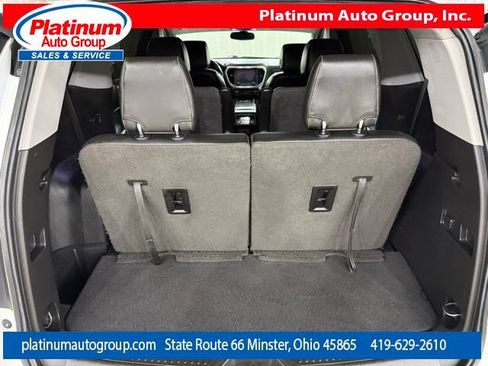 Used 2020 GMC Acadia SLT FWD image 32