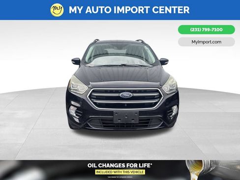 Used 2017 Ford Escape Titanium w/ Canadian Touring Package AWD/4WD image 2