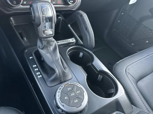 New 2025 Ford Bronco Badlands AWD/4WD image 31
