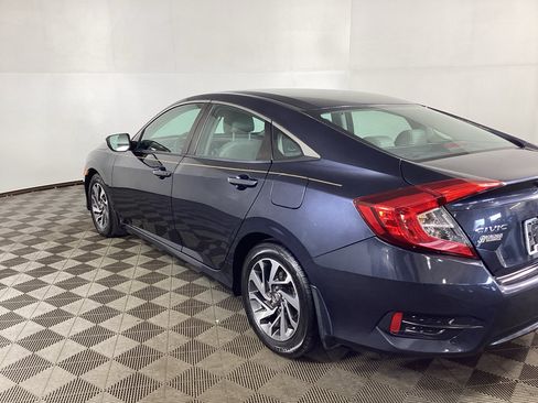 Used 2016 Honda Civic EX image 4