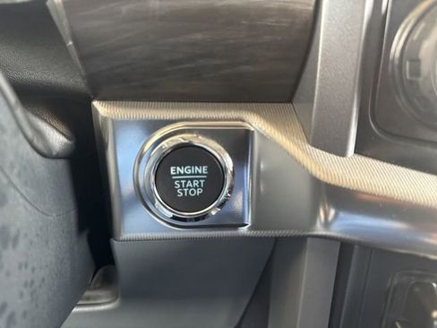 Used 2024 Ford F150 Lariat w/ FX4 Off-Road Package AWD/4WD image 20