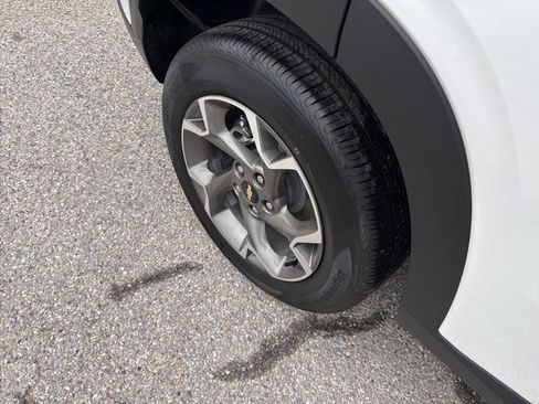 New 2025 Chevrolet Trax LT w/ Driver Confidence Package image 37