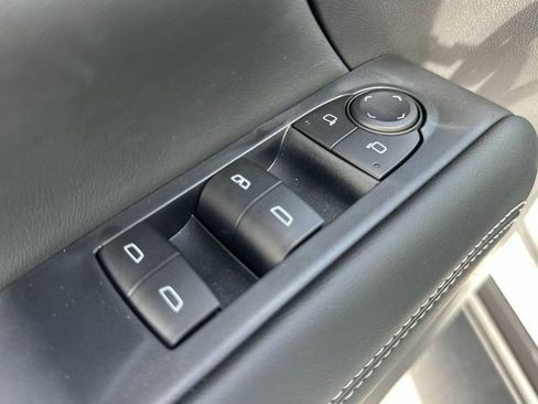 New 2026 GMC Terrain Elevation image 24