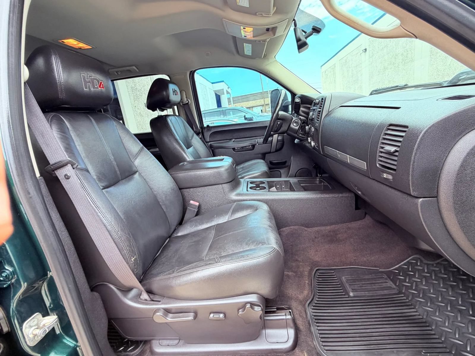 Used 2012 GMC Sierra 2500 SLE w/ SLE Preferred Package AWD/4WD image 19
