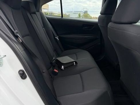 Certified 2025 Toyota Corolla LE FWD image 8