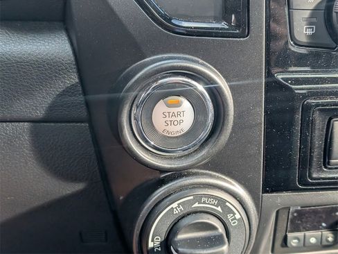 Used 2024 Nissan Titan PRO-4X w/ Pro-4x Convenience Package image 24