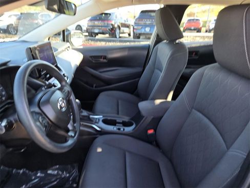 Used 2024 Toyota Corolla LE image 27