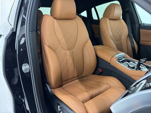 Certified 2023 BMW X6 xDrive40i w/ M Sport Package image 19