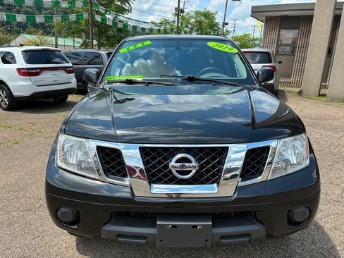 Used 2019 Nissan Frontier SV AWD/4WD image 3