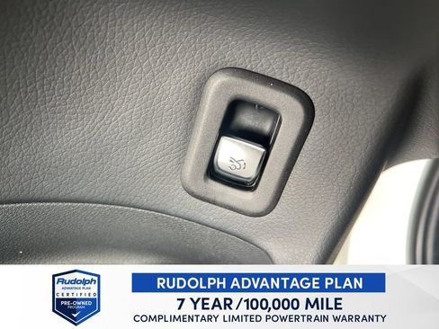 Used 2023 Mercedes-Benz GLC 300 4MATIC Coupe image 32