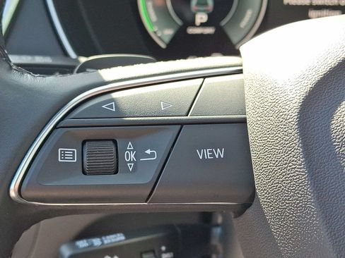 Used 2024 Audi Q5 e Premium Plus w/ Premium Plus Package AWD/4WD image 23