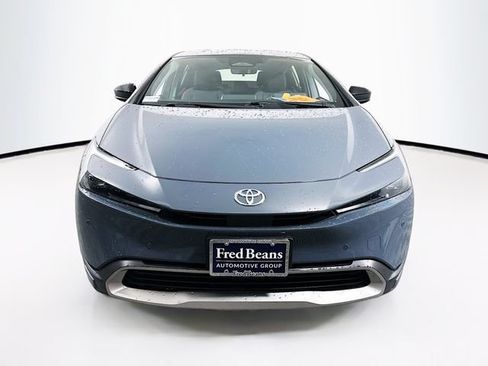 Used 2023 Toyota Prius Prime FWD image 2