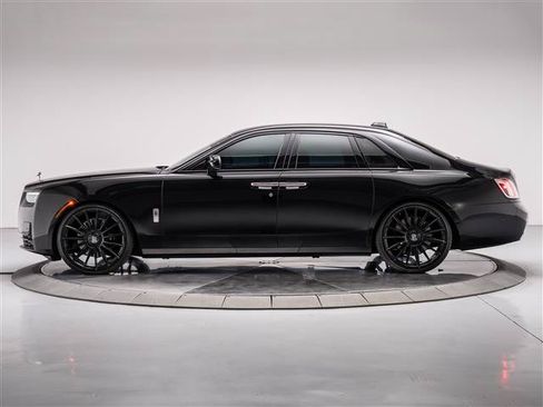 Used 2025 Rolls-Royce Ghost AWD/4WD image 2