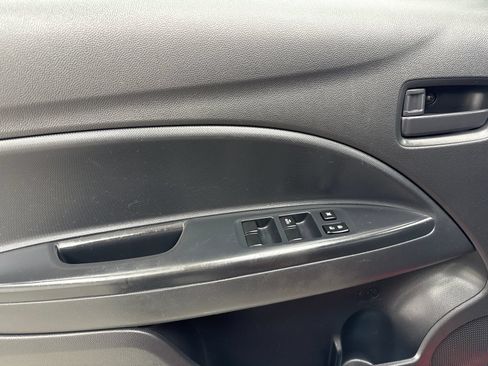 Used 2024 Mitsubishi Mirage ES FWD image 34