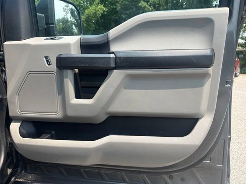 Used 2020 Ford F150 XL w/ Equipment Group 101A Mid AWD/4WD image 31