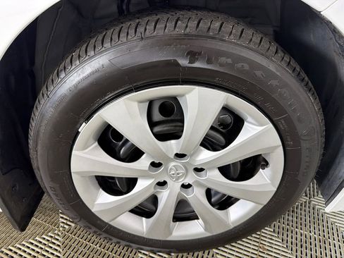 Used 2025 Toyota Corolla LE image 12