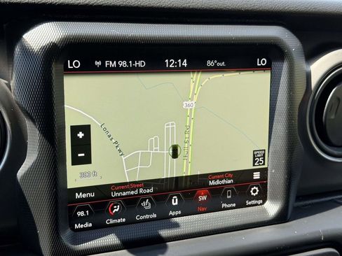 Used 2022 Jeep Wrangler Unlimited Sport AWD/4WD image 3
