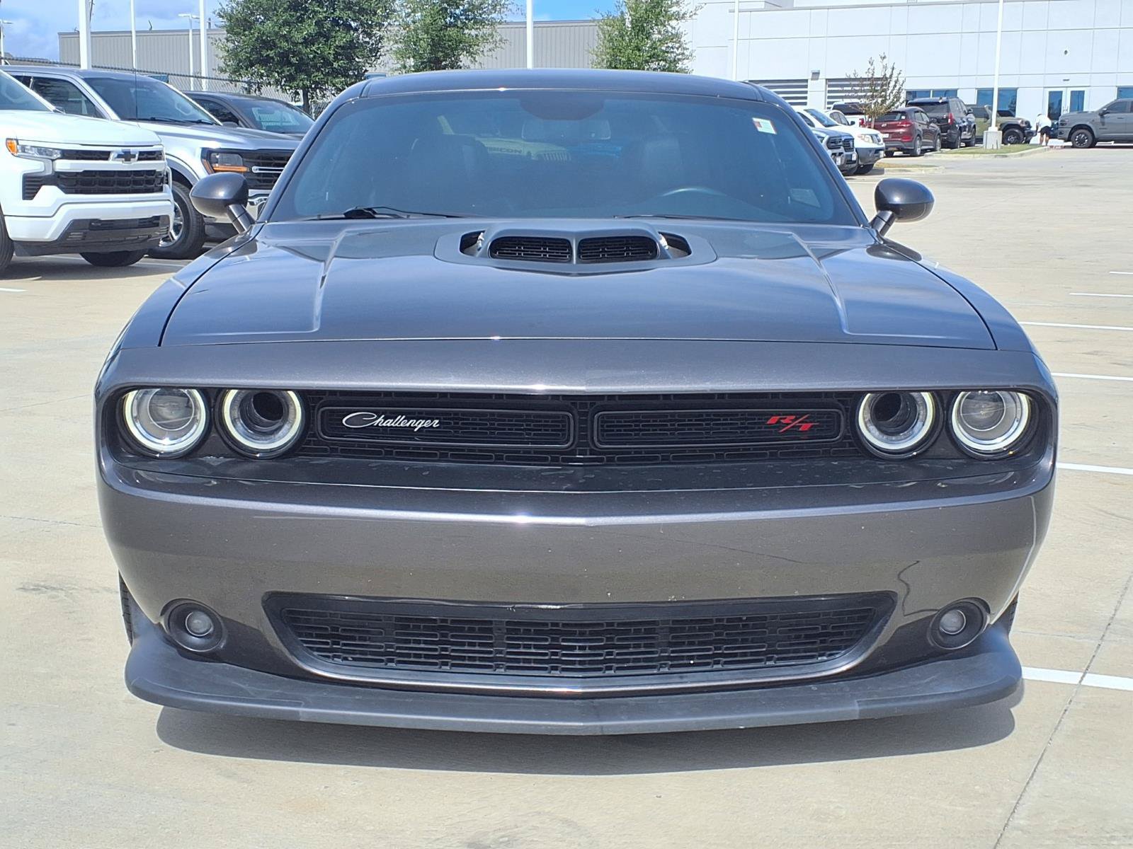 Used 2022 Dodge Challenger R/T Scat Pack w/ Shaker Package RWD image 4