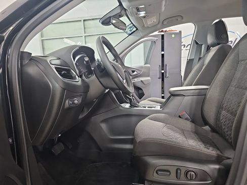 Certified 2024 Chevrolet Equinox LT AWD/4WD image 19