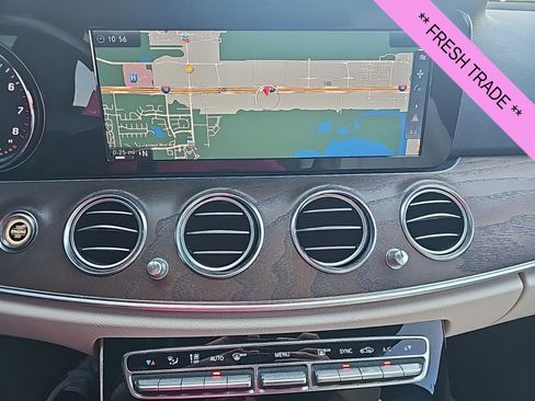 Used 2017 Mercedes-Benz E 400 4MATIC Wagon image 8