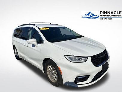 Used 2022 Chrysler Pacifica Touring-L