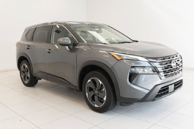 Used 2025 Nissan Rogue SV FWD image 27