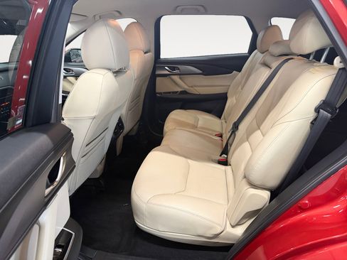 Used 2019 MAZDA CX-9 Touring FWD image 25