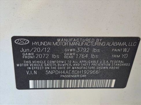 Used 2013 Hyundai Elantra Limited w/ Technology Pkg FWD image 23