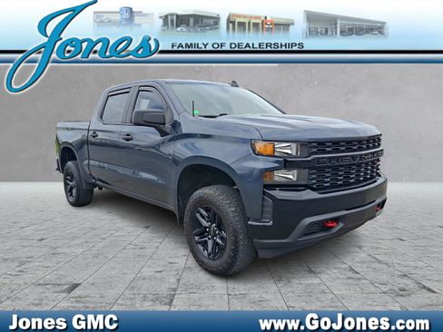 Used 2021 Chevrolet Silverado 1500 Custom Trail Boss AWD/4WD image 1