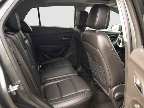 Used 2020 Chevrolet Trax Premier AWD/4WD image 15
