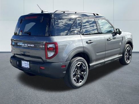 Used 2025 Ford Bronco Sport Outer Banks w/ Outer Banks Tech Package+ AWD/4WD image 3