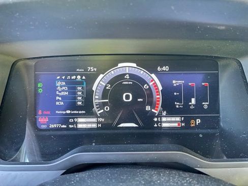 Used 2024 Toyota Tundra Platinum AWD/4WD image 32