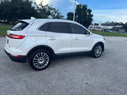 Used 2016 Lincoln MKC Reserve FWD image 3