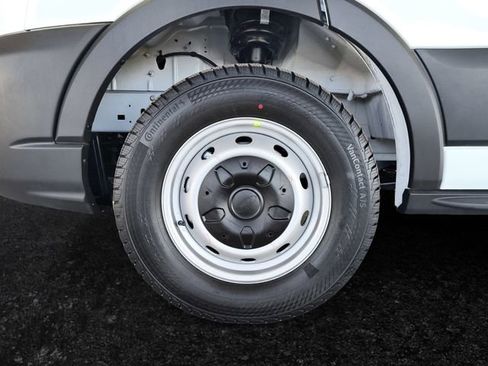 New 2026 Ford Transit 250 148 Medium Roof image 22