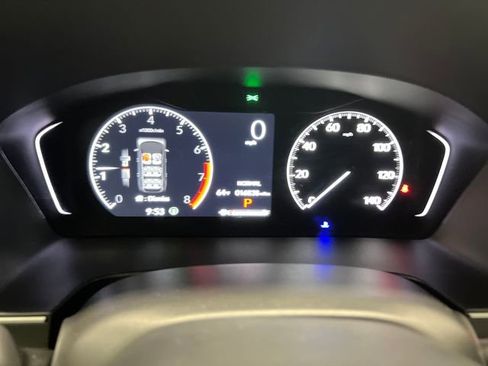 Certified 2025 Honda Pilot Touring image 13