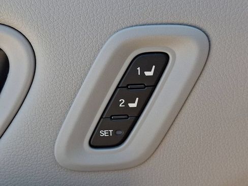 Used 2023 Honda Pilot EX-L image 27