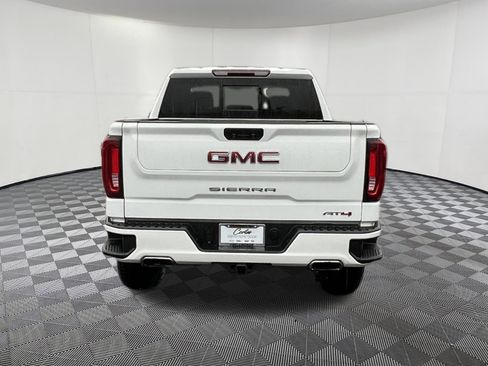 Used 2021 GMC Sierra 1500 AT4 w/ AT4 Preferred Package image 5
