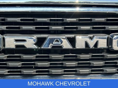 Used 2024 RAM 1500 Big Horn AWD/4WD image 30