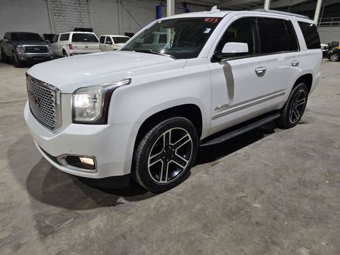 Used 2017 GMC Yukon Denali w/ Open Road Package AWD/4WD image 2