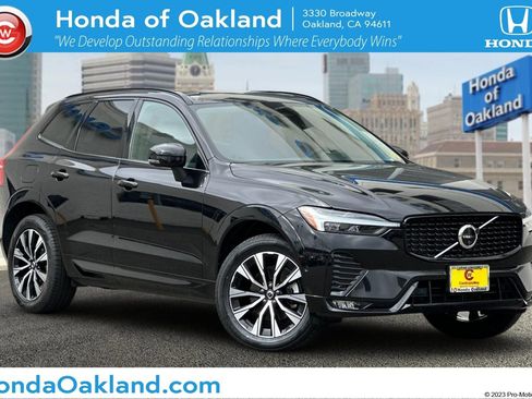 Used 2025 Volvo XC60 B5 Plus AWD/4WD image 1