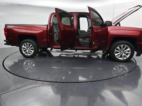 Used 2017 Chevrolet Silverado 1500 LT w/ All Star Edition AWD/4WD image 27