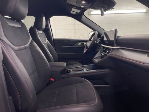 New 2025 Ford Explorer ST image 28