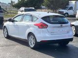 Used 2016 Ford Focus SE image 3